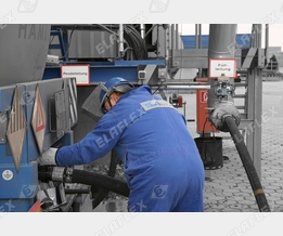 HB hot bitumen hose - loading road tanker HB hot bitumen hose - loading road tanker